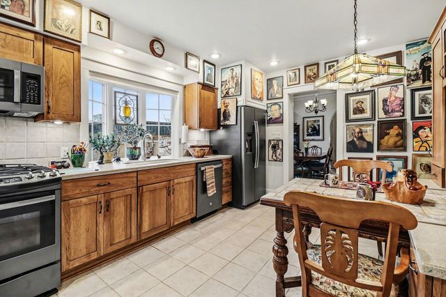 206 N James Street, Ludington, MI 49431