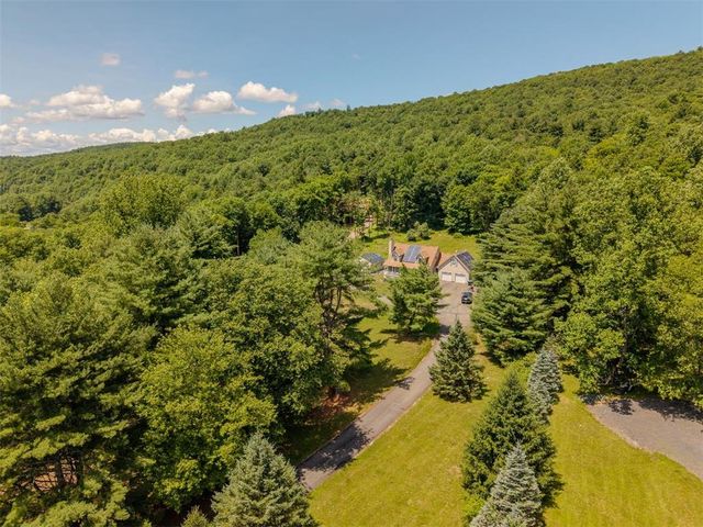 127 Buskirk Lane, Eldred Twp, PA 18353