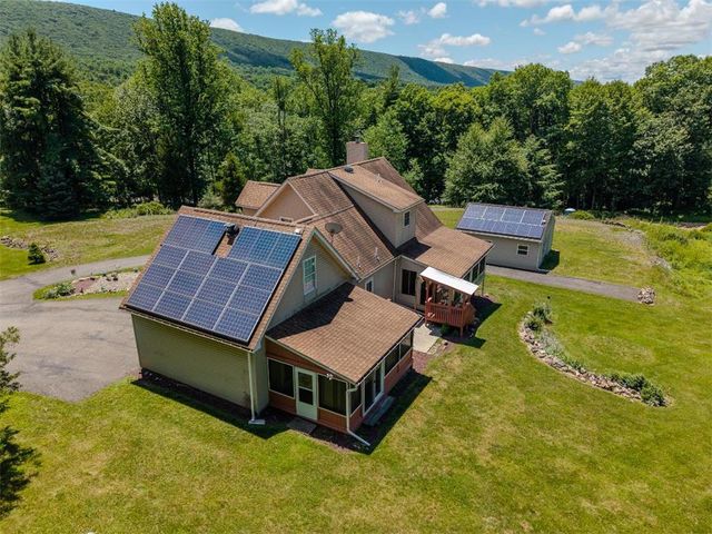 127 Buskirk Lane, Eldred Twp, PA 18353
