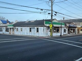 15-21 Main Street, Kings Park, NY 11754