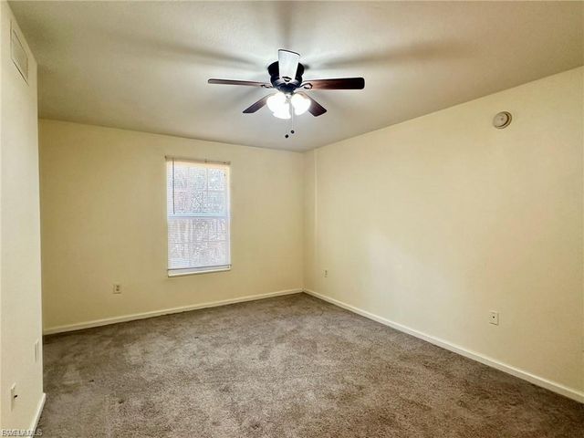 4122 Residence DR # 106, Fort Myers, FL 33901