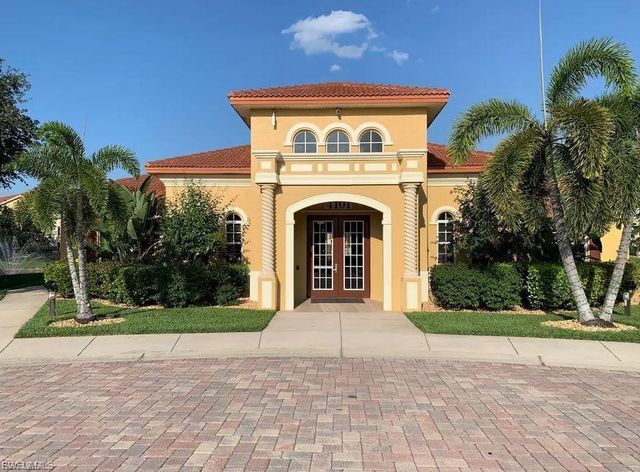 4122 Residence DR # 106, Fort Myers, FL 33901