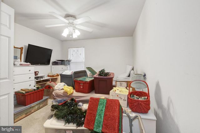 202 SUN VALLEY CIR, Egg Harbor Township, NJ 08234