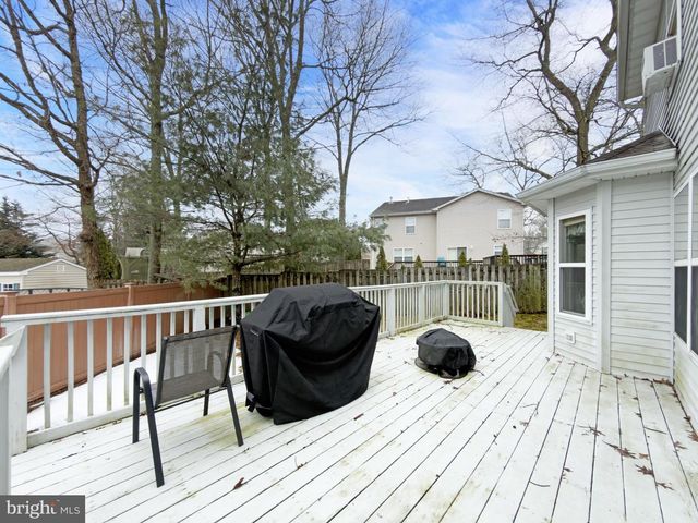 202 SUN VALLEY CIR, Egg Harbor Township, NJ 08234