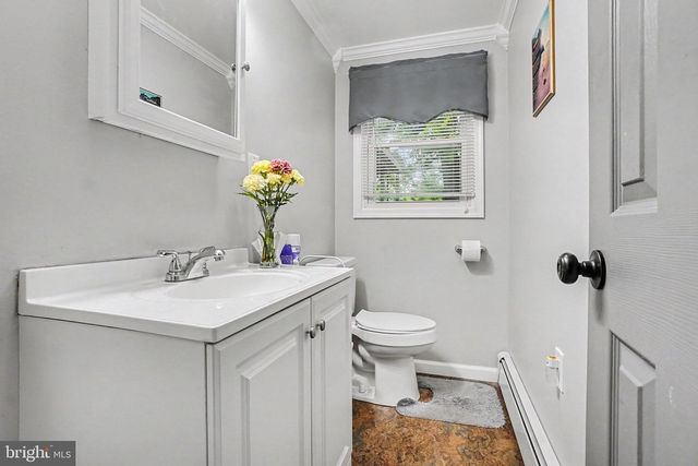 100 LANCASTER BLVD, Mechanicsburg, PA 17055