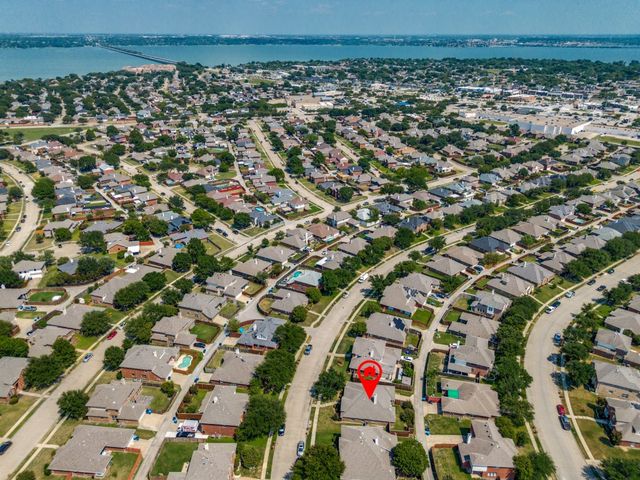 6901 Westover Drive, Rowlett, TX 75089