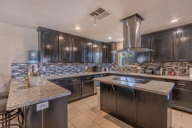 3600 Spruce Ave, Ceres, CA 95307