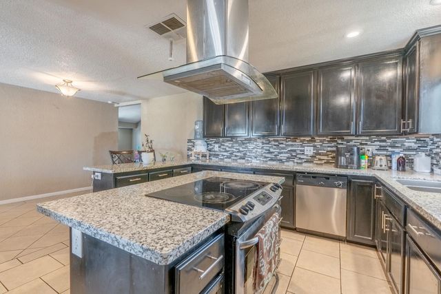 3600 Spruce Ave, Ceres, CA 95307