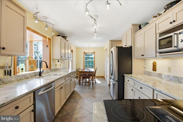 300 OWINGS HILL CT, Owings, MD 20736