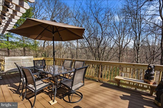 300 OWINGS HILL CT, Owings, MD 20736