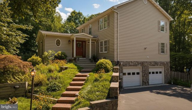 300 OWINGS HILL CT, Owings, MD 20736