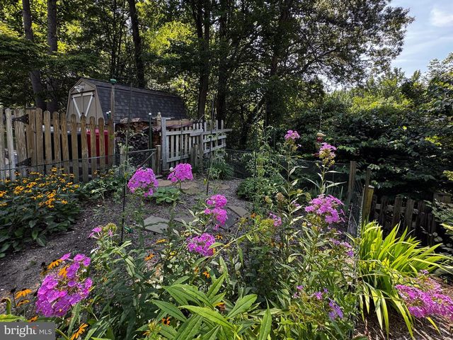 300 OWINGS HILL CT, Owings, MD 20736