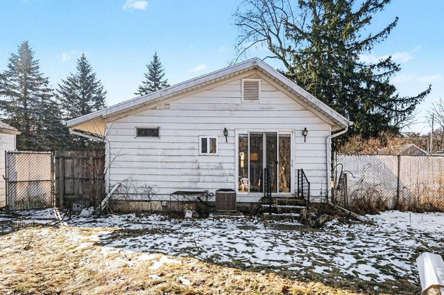 335 Dana Street Nw, Alpine Twp, MI 49321