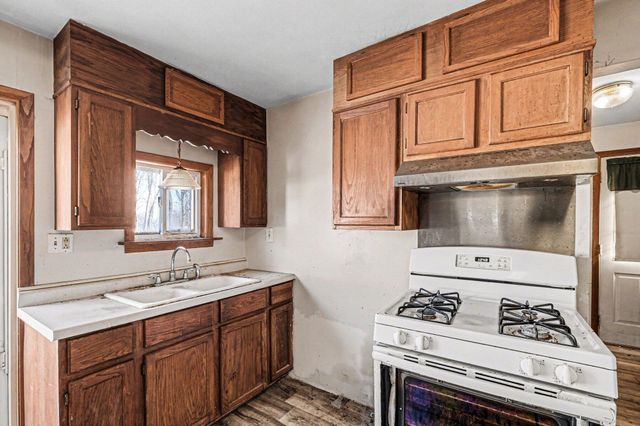 335 Dana Street Nw, Alpine Twp, MI 49321