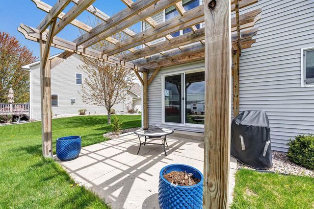 3980 N PARKER WAY, De Pere, WI 54115
