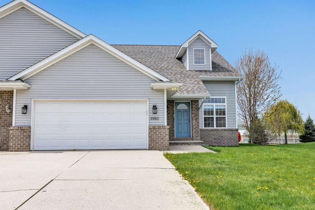 3980 N PARKER WAY, De Pere, WI 54115