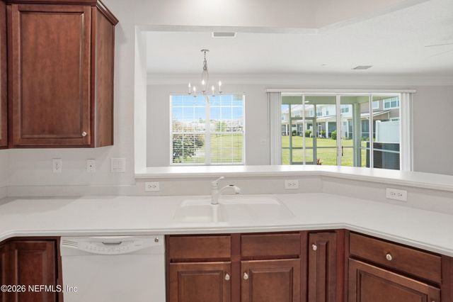 6390 AUTUMN BERRY Circle, Jacksonville, FL 32258