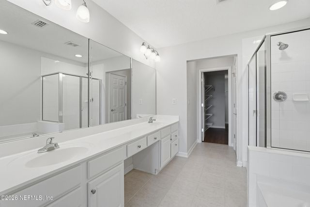 6390 AUTUMN BERRY Circle, Jacksonville, FL 32258