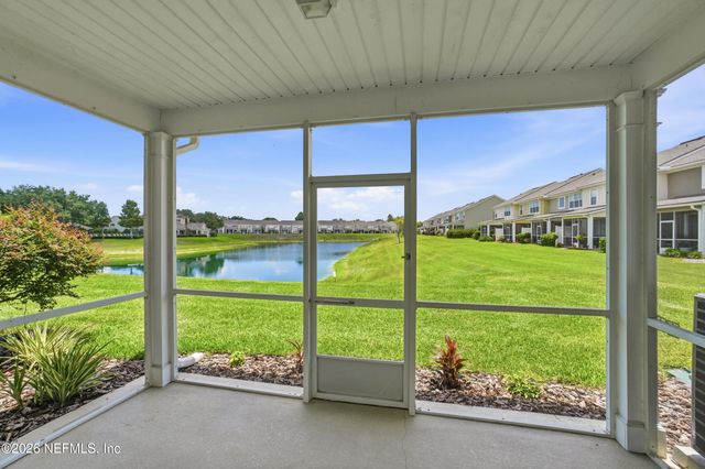 6390 AUTUMN BERRY Circle, Jacksonville, FL 32258
