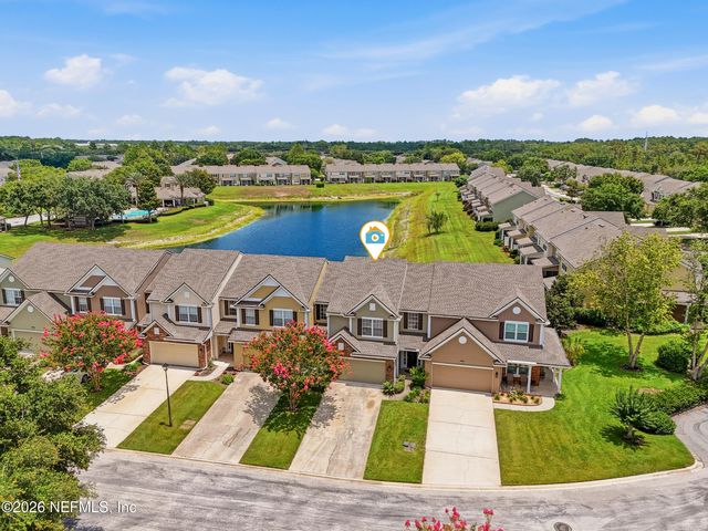 6390 AUTUMN BERRY Circle, Jacksonville, FL 32258