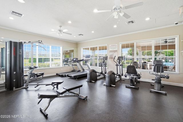 6390 AUTUMN BERRY Circle, Jacksonville, FL 32258