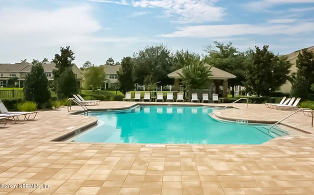 6390 AUTUMN BERRY Circle, Jacksonville, FL 32258