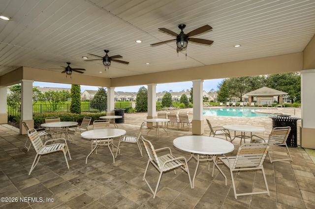 6390 AUTUMN BERRY Circle, Jacksonville, FL 32258