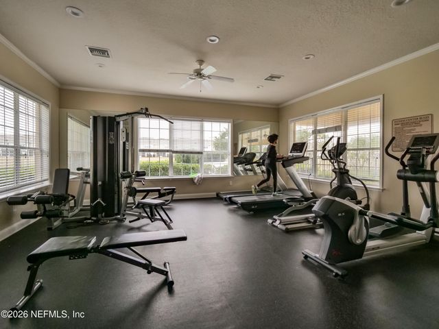 6390 AUTUMN BERRY Circle, Jacksonville, FL 32258