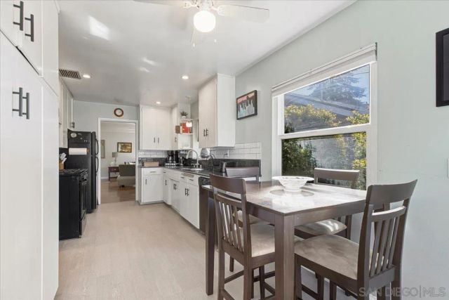 1332 Palomar Ter, Escondido, CA 92027