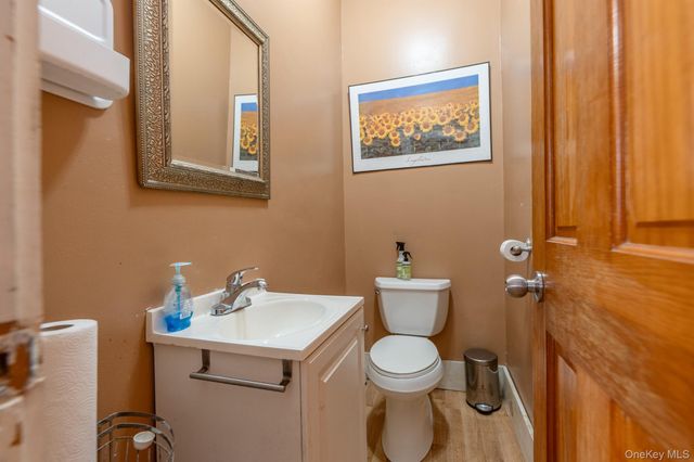 315 Washington Avenue, Kingston, NY 12401