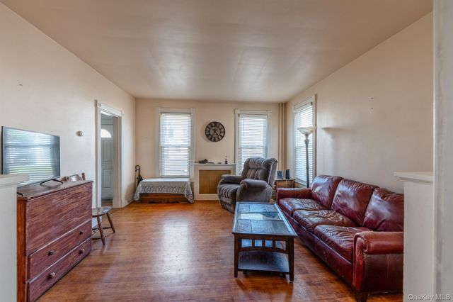 315 Washington Avenue, Kingston, NY 12401