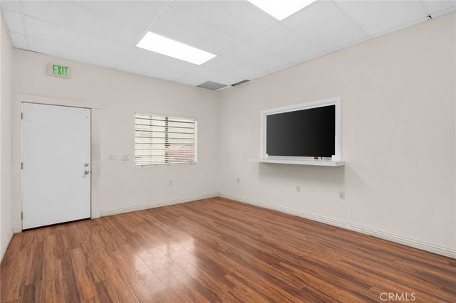 10511 S Western, Los Angeles, CA 90047