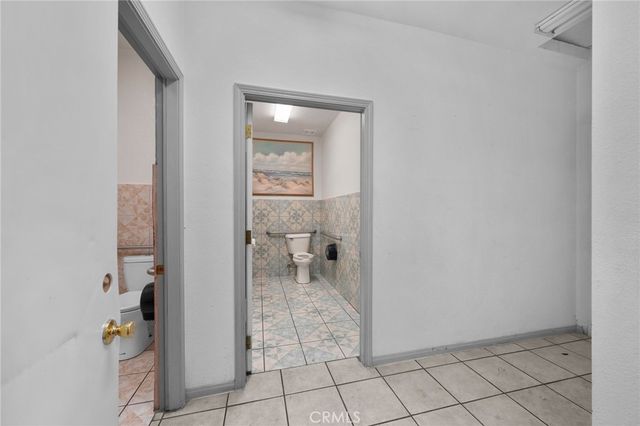10511 S Western, Los Angeles, CA 90047