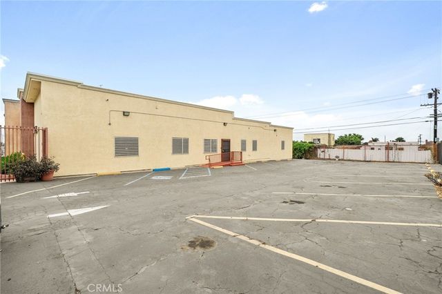 10511 S Western, Los Angeles, CA 90047
