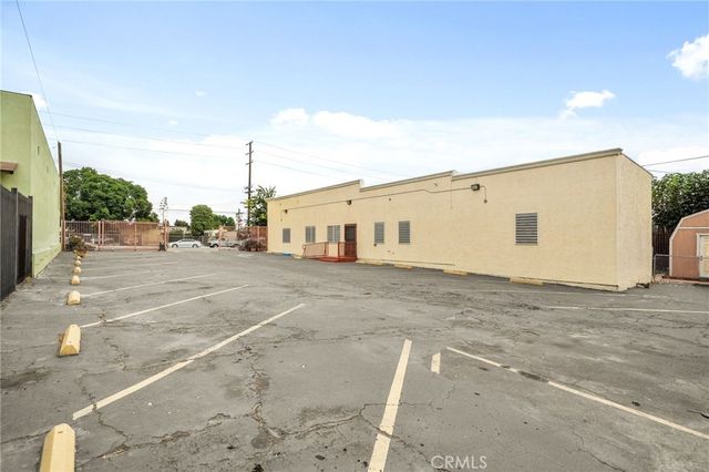 10511 S Western, Los Angeles, CA 90047