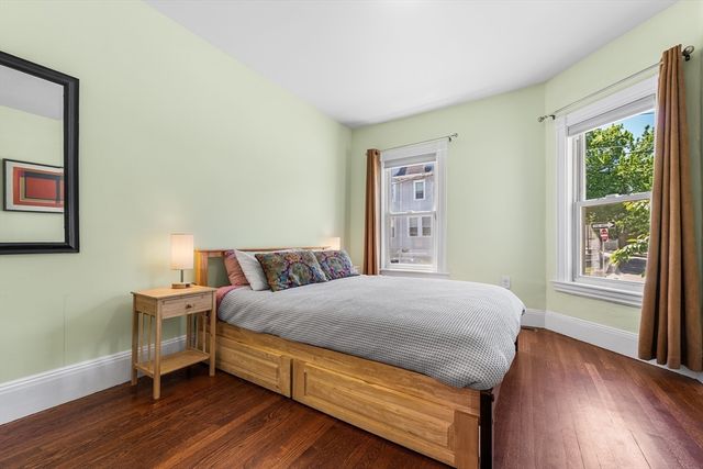 72 Winchester St, Medford, MA 02155