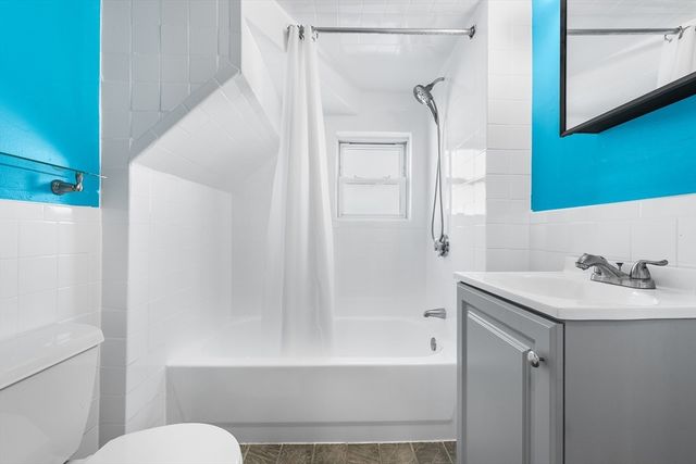 72 Winchester St, Medford, MA 02155