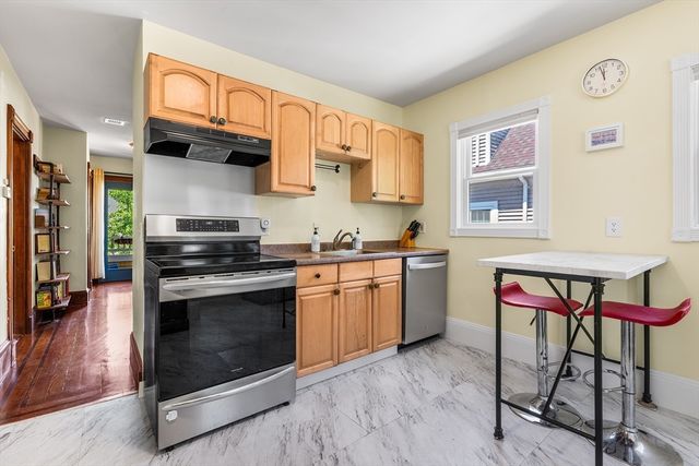 72 Winchester St, Medford, MA 02155