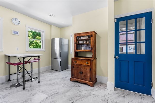72 Winchester St, Medford, MA 02155