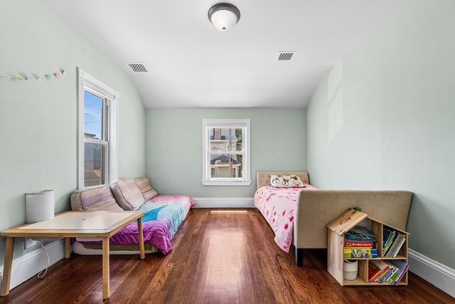 72 Winchester St, Medford, MA 02155