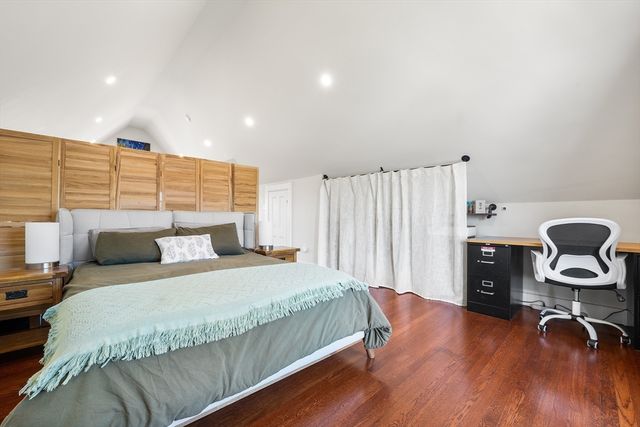 72 Winchester St, Medford, MA 02155