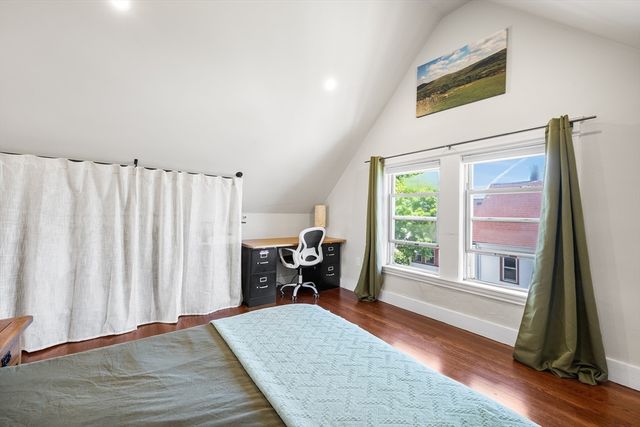 72 Winchester St, Medford, MA 02155