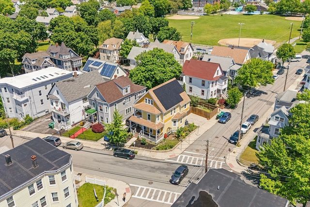 72 Winchester St, Medford, MA 02155