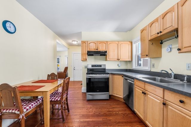72 Winchester St, Medford, MA 02155