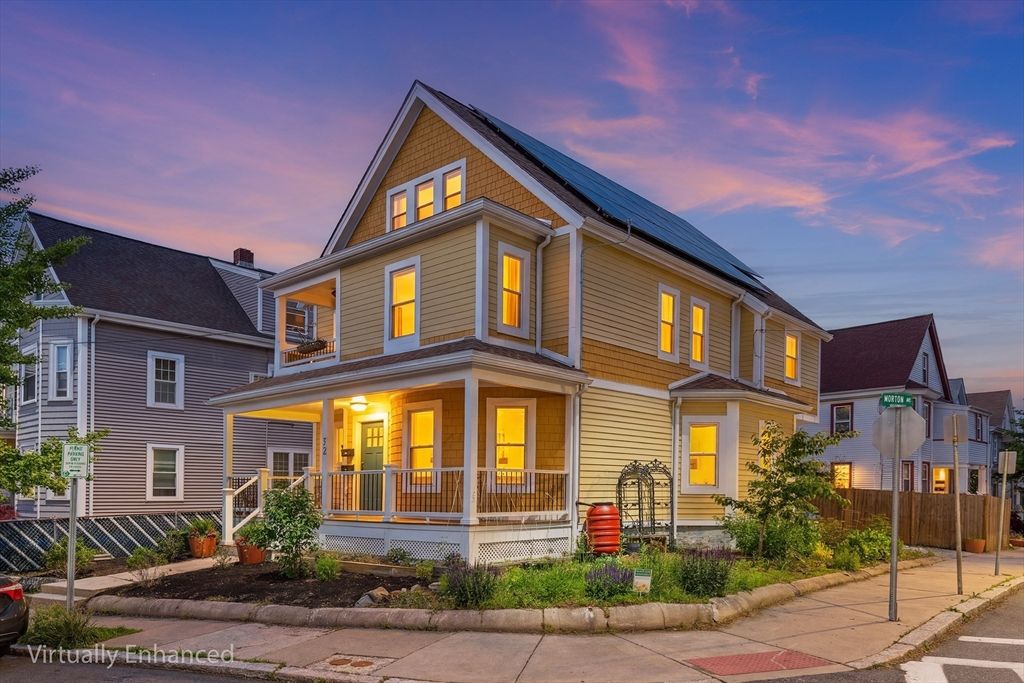 72 Winchester St, Medford, MA 02155