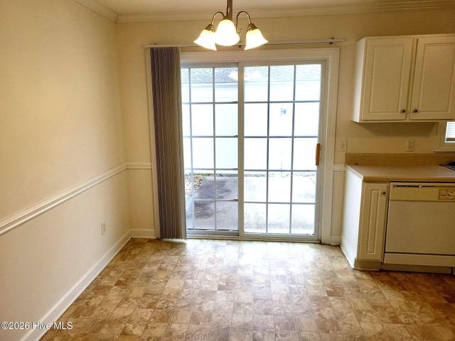 4145 Dudleys Grant Drive B, Winterville, NC 28590
