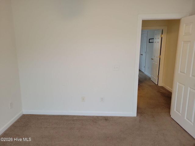 4145 Dudleys Grant Drive B, Winterville, NC 28590