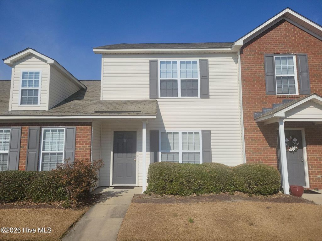 4145 Dudleys Grant Drive B, Winterville, NC 28590