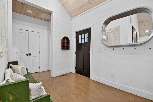 285 Pine Terrace Circle, Blue Ridge, GA 30513