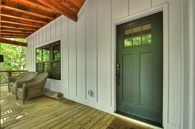 285 Pine Terrace Circle, Blue Ridge, GA 30513